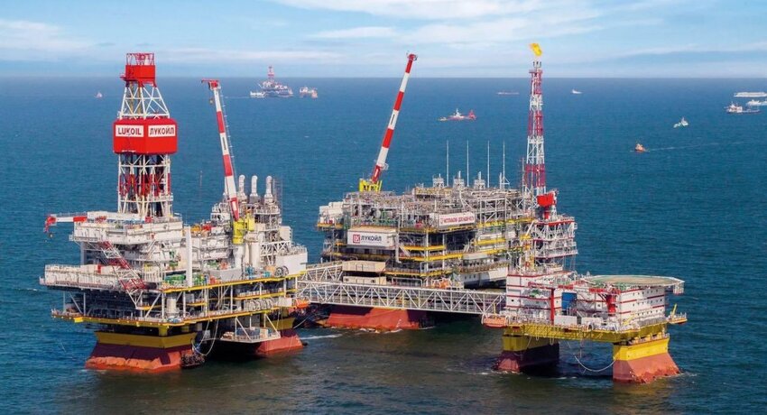 Drones hit a Russian oil well in the Caspian sea.