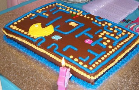 cake with Pac-Man on it