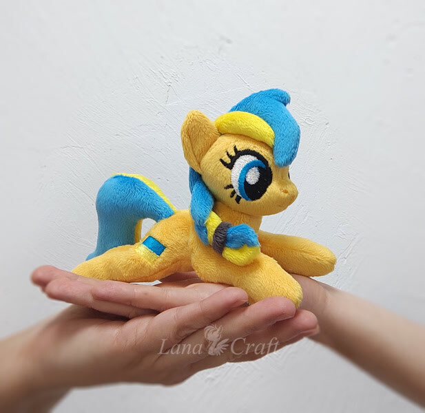 stuffed animal pony in Ukraine colors