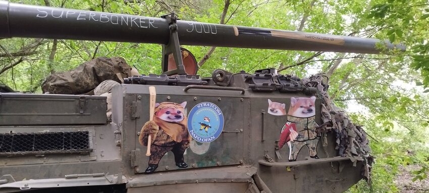 the NAFO people have sponsored a self-propelled howitzer and named it 'Superbonker 9000' and put fellas on it