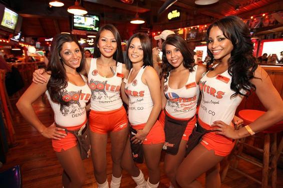 Waitresses from Hooters