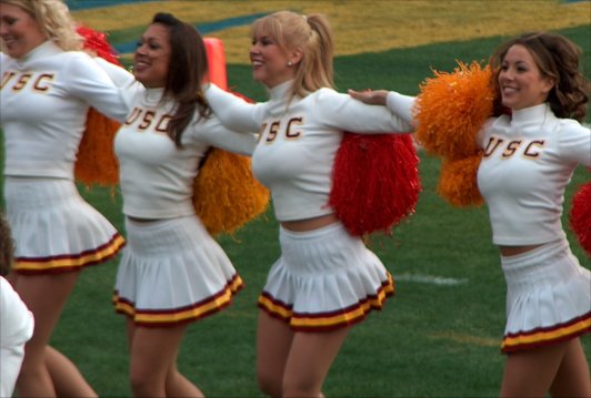 USC cheerleaders